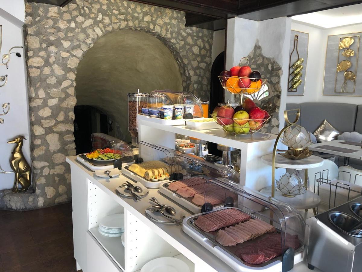 U Svateho Urbana Hotel Микулов Екстериор снимка